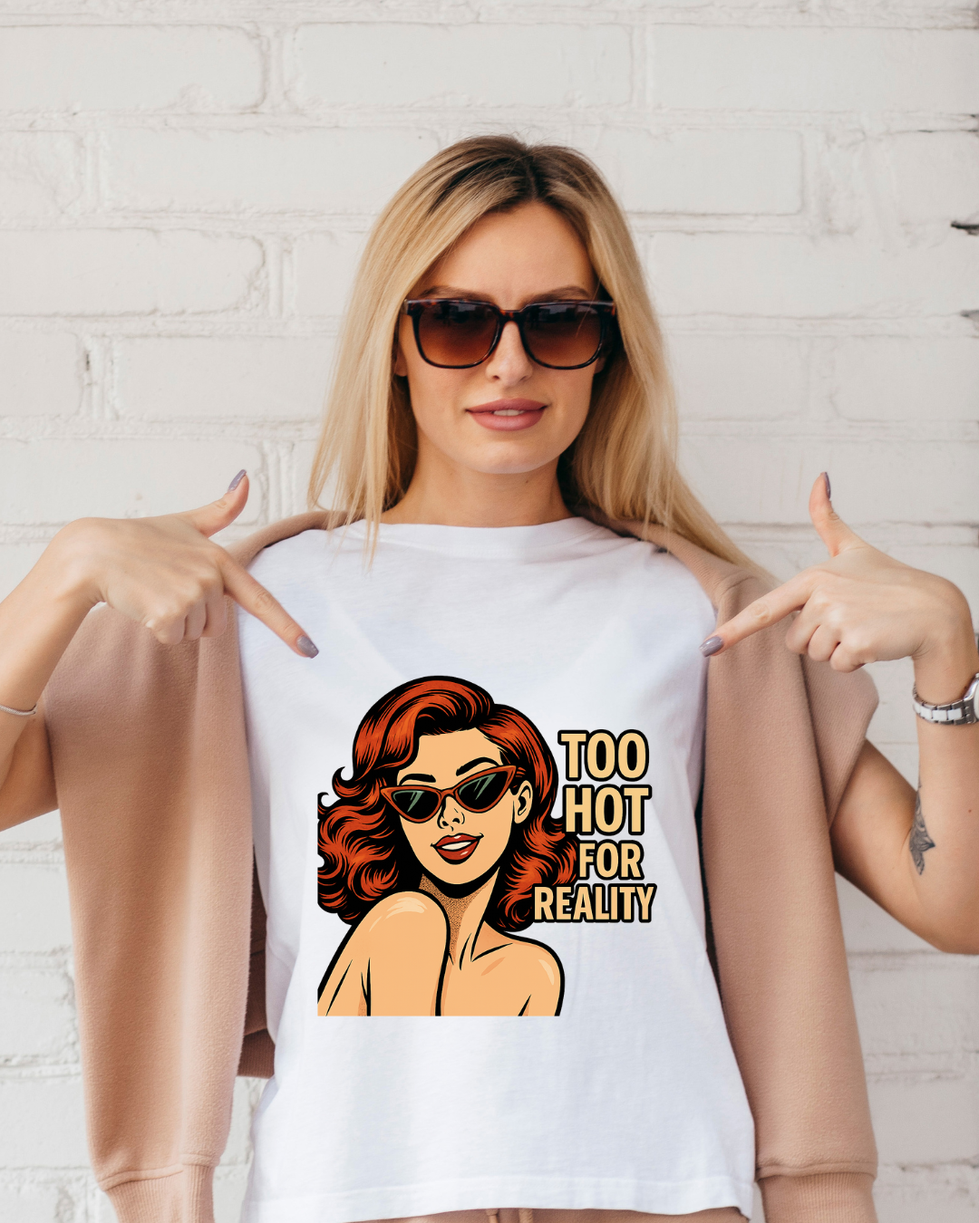 TOO HOT FOR REALITY – Pop up Girls T-Shirt | Retro Comic Shirt | Sublimation Print