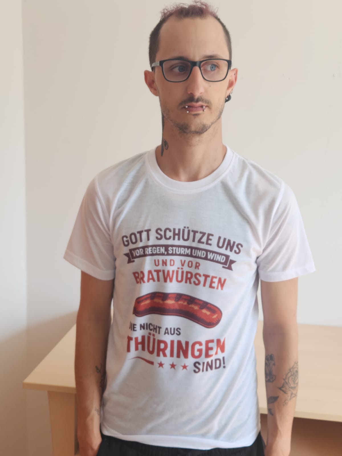 Thüringer Bratwurst T-Shirt – Lustiges Sublimationsshirt